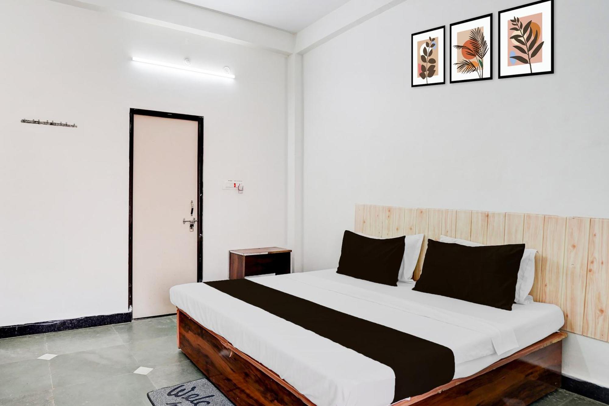 Hotel O Ramdut Palace Guest House Faizābād Dış mekan fotoğraf